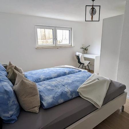 Moderne Gemuetliche Ferienwohnung In FDH Екстериор снимка