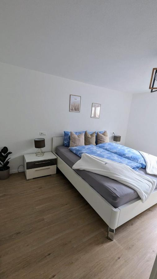 Moderne Gemuetliche Ferienwohnung In FDH Екстериор снимка